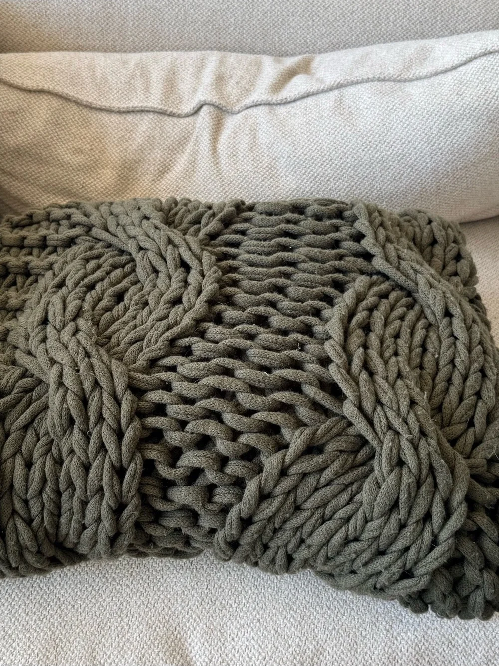 Pottery Barn Dark Green Cozy Chunky Knit Throw Blanket